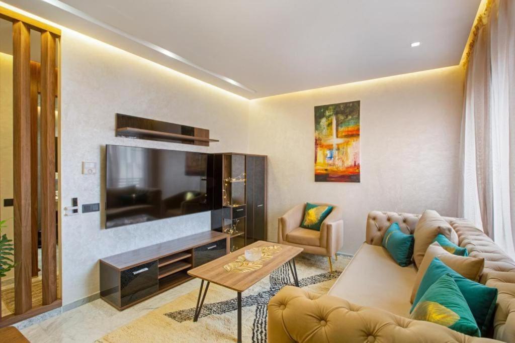 Luxury Apartment In Center Of Marrakech City มาร์ราเกช ภายนอก รูปภาพ